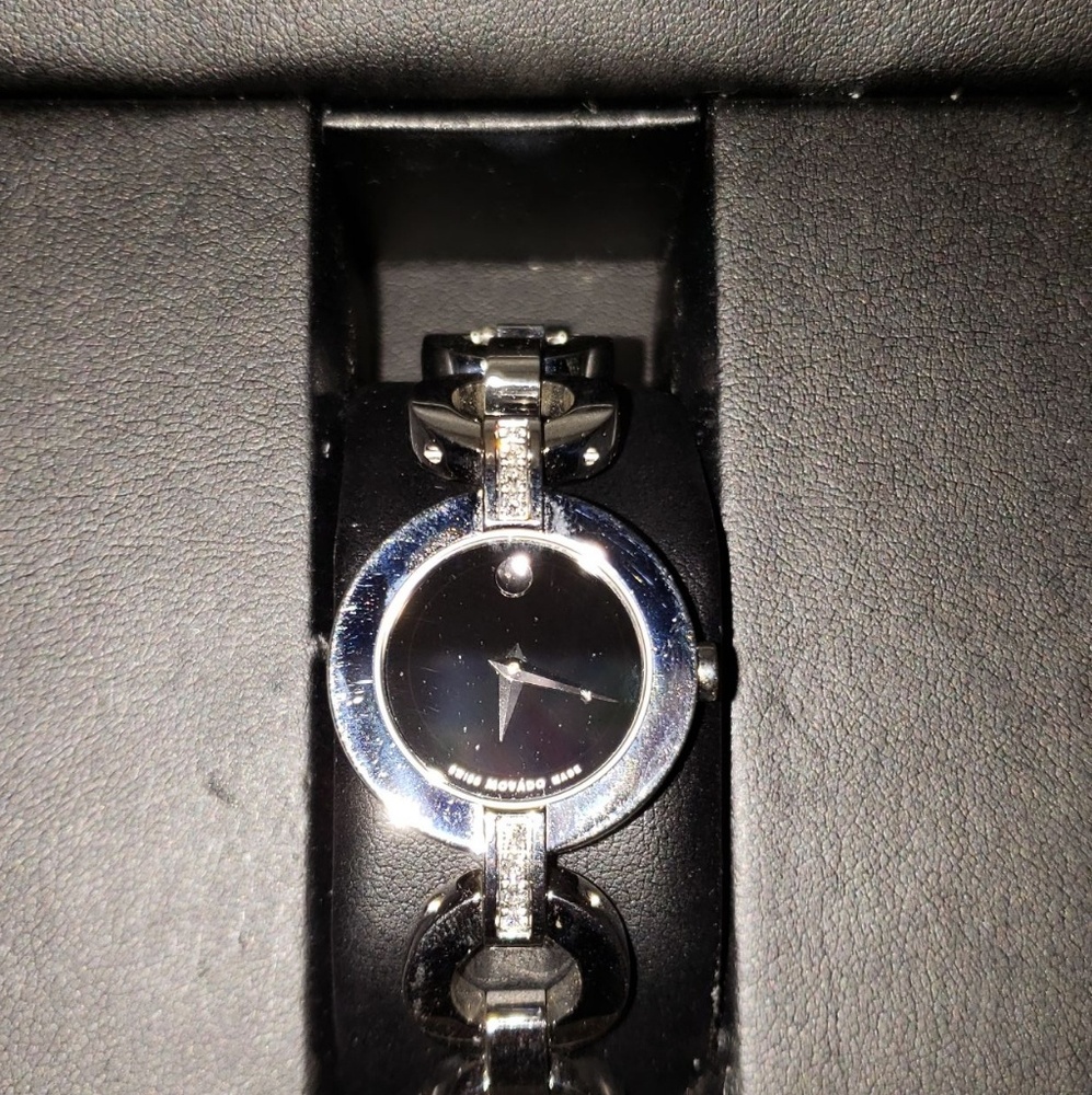 Beautiful Watch - Picture 7 of 7